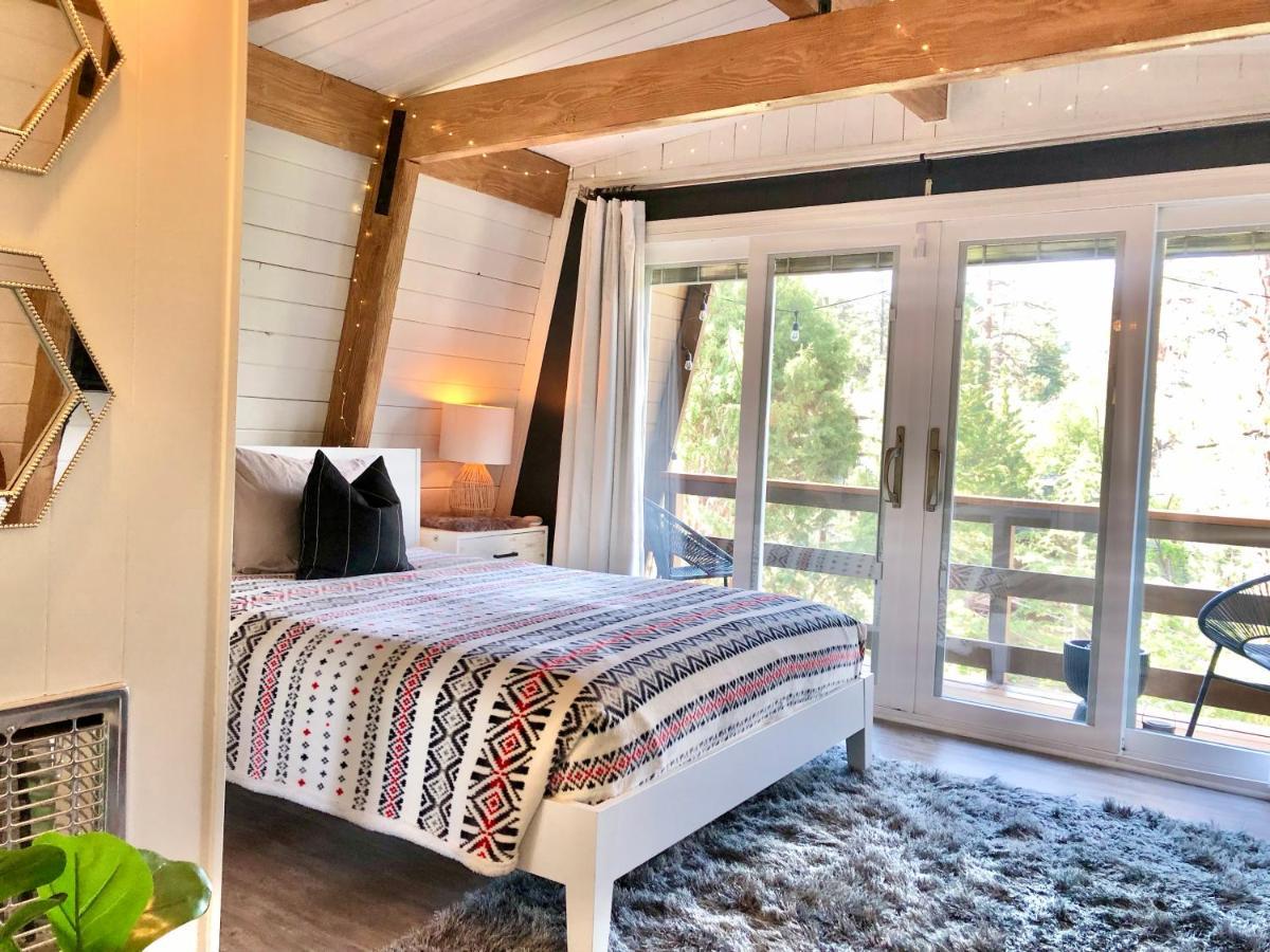 Maison Solange-Red Barn Farmhouse Style- Moonridge Big Bear City Zewnętrze zdjęcie